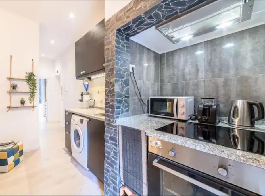 Modern Rustic Apartment In Graca 리스본 외부 사진